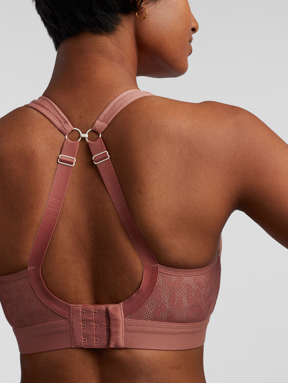 Finally, A Sports Bra Line Featuring Non-Tiny Models