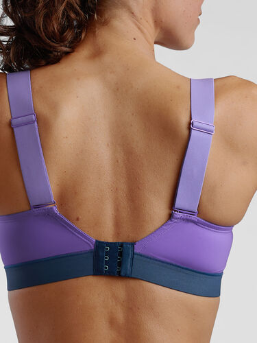 Eight Days Underwire Sports Bra