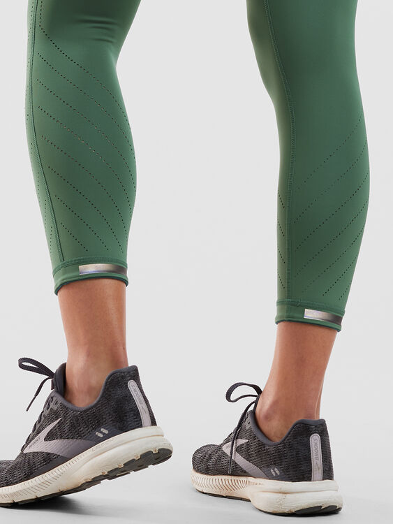 Cropped Leggings: Mad Dash Lite - Perforated