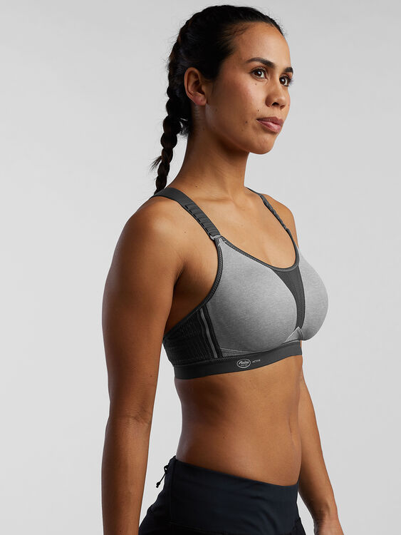⭐️ 25$ sports bras Flash sale ⭐️ Link in my bio These are my favorite 😍  they are so flattering and comfortable!!! I think I