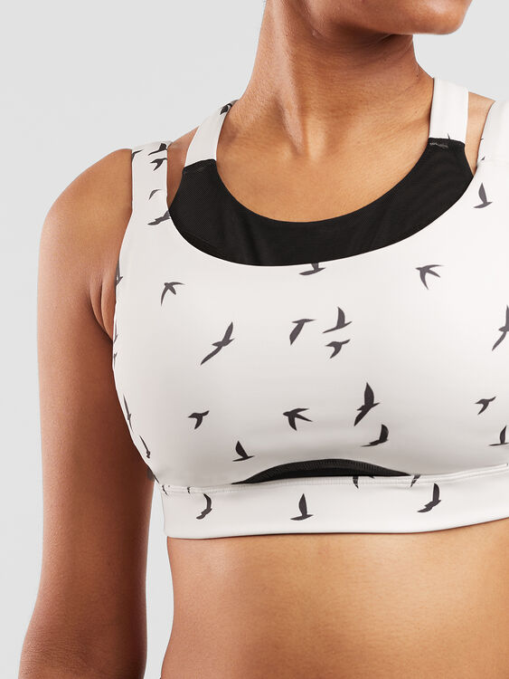 Iya Oni Pant And Bra - Tame your jiggling boobs. Get you a sports bra that  will not fail you. Size: 36F N9000