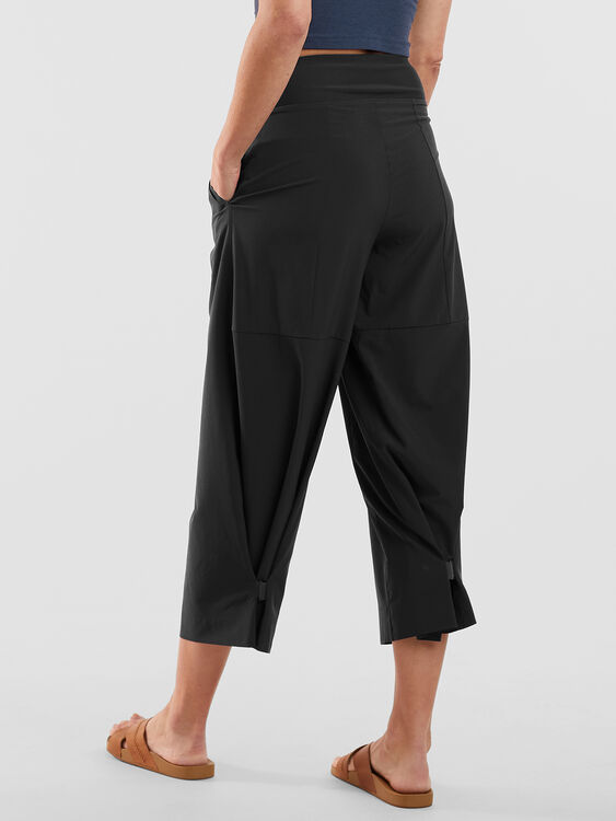lululemon athletica, Pants & Jumpsuits, Lululemon Yoga Pant Cropped Wide  Leg Yoga In Black Size 4
