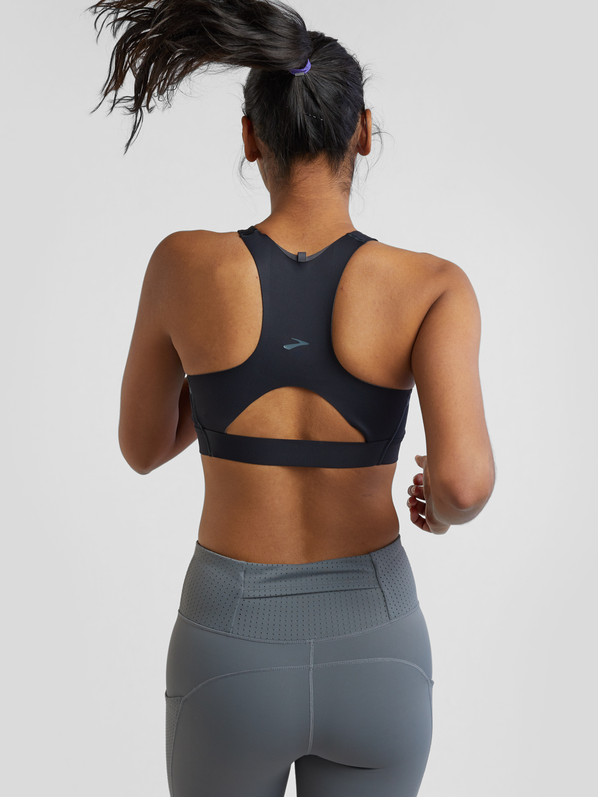 This sports bra @lole is just $19.99 for a 2-pack! It's a high